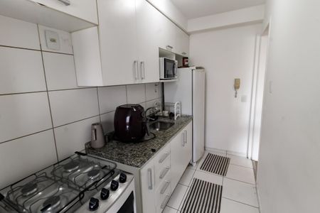 Apartamento para alugar com 64m², 2 quartos e 1 vaga Apartamento para alugar com 64m², 2 quartos e 1 vagaCozinha - Armários
