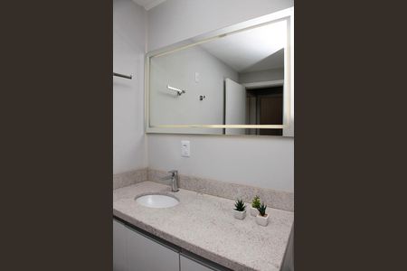 Apartamento à venda com 82m², 2 quartos e 1 vagaBanheiro 1