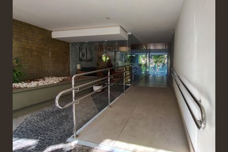 Apartamento à venda com 75m², 3 quartos e 1 vagaPortaria