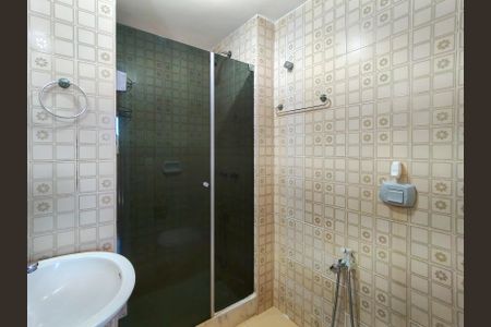 Apartamento à venda com 75m², 3 quartos e 1 vagaBanheiro Corredor