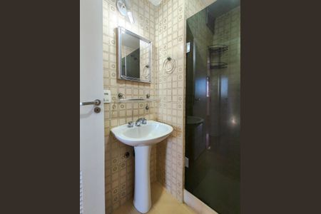 Apartamento à venda com 75m², 3 quartos e 1 vagaBanheiro Corredor