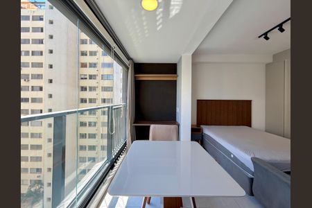 Studio para alugar com 31m², 0 quarto e sem vagaSacada Integrada
