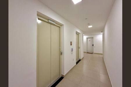 Studio para alugar com 31m², 0 quarto e sem vagaHall Apartamento 