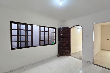 Casa para alugar com 130m², 3 quartos e 2 vagasSala