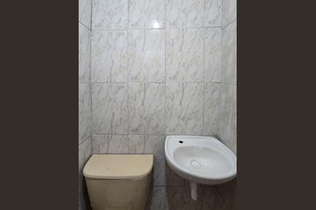 Casa para alugar com 130m², 3 quartos e 2 vagasBanheiro - Suíte