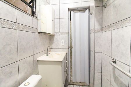 Casa para alugar com 80m², 2 quartos e sem vagaBanheiro da Suíte 2