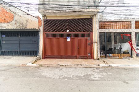 Casa para alugar com 80m², 2 quartos e sem vagaFachada + Placa