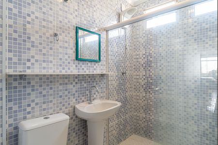 Banheiro de kitnet/studio para alugar com 1 quarto, 42m² em Consolação, São Paulo