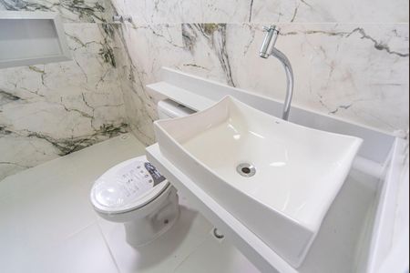 Apartamento à venda com 174m², 2 quartos e 2 vagasBanheiro Social