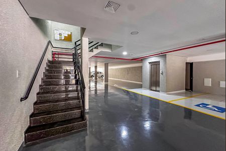 Apartamento à venda com 174m², 2 quartos e 2 vagasAcesso e Elevador