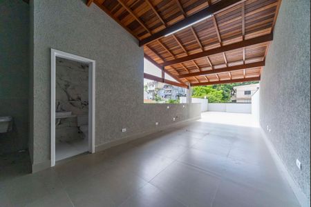 Apartamento à venda com 174m², 2 quartos e 2 vagasCobertura