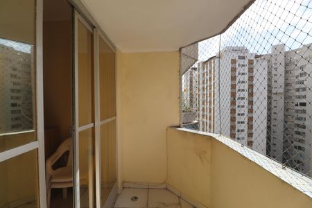 Varanda de apartamento para alugar com 2 quartos, 65m² em Centro, Guarujá