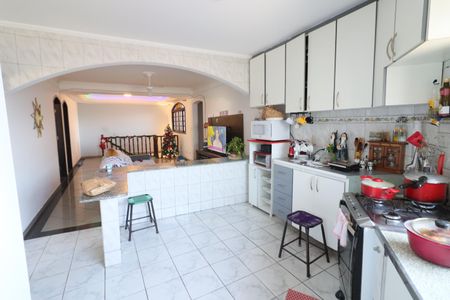 Casa à venda com 300m², 5 quartos e 2 vagasCozinha