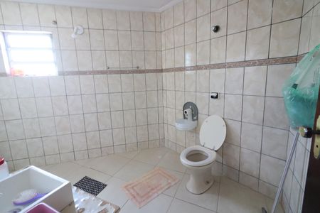 Banheiro da Suíte 1 de casa à venda com 5 quartos, 300m² em Novo Osasco, Osasco