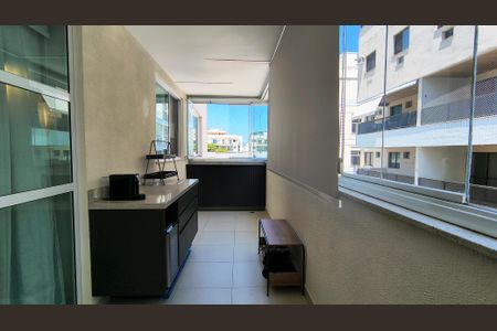 Apartamento à venda com 79m², 3 quartos e 2 vagasVaranda 