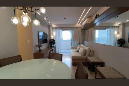 Apartamento à venda com 79m², 3 quartos e 2 vagasSala