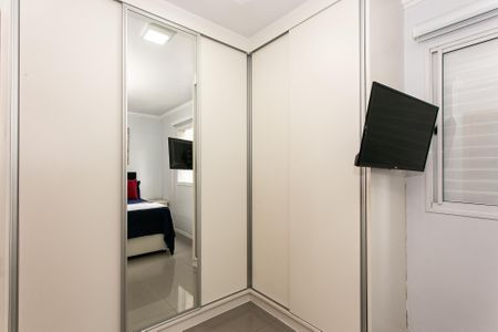 Apartamento à venda com 82m², 3 quartos e 2 vagas Apartamento à venda com 82m², 3 quartos e 2 vagasSuíte