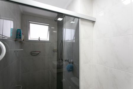 Apartamento à venda com 82m², 3 quartos e 2 vagas Apartamento à venda com 82m², 3 quartos e 2 vagasBanheiro da Suíte