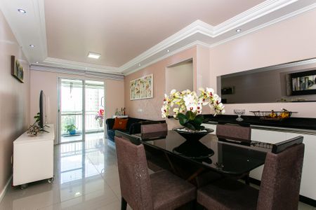 Apartamento à venda com 82m², 3 quartos e 2 vagas Apartamento à venda com 82m², 3 quartos e 2 vagasSala