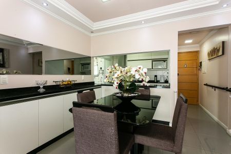 Apartamento à venda com 82m², 3 quartos e 2 vagas Apartamento à venda com 82m², 3 quartos e 2 vagasSala