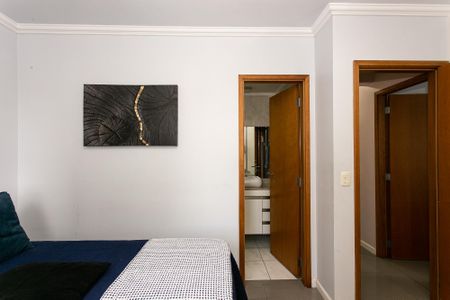 Apartamento à venda com 82m², 3 quartos e 2 vagas Apartamento à venda com 82m², 3 quartos e 2 vagasSuíte