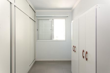 Apartamento à venda com 82m², 3 quartos e 2 vagas Apartamento à venda com 82m², 3 quartos e 2 vagasQuarto 2