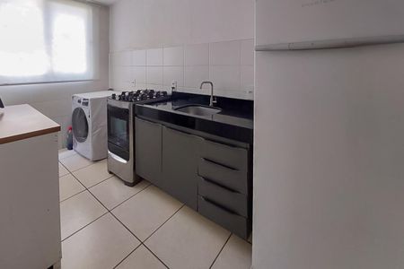 Apartamento para alugar com 49m², 2 quartos e 1 vaga Apartamento para alugar com 49m², 2 quartos e 1 vagaCozinha e Área de Serviço