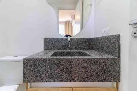 Apartamento para alugar com 27m², 1 quarto e sem vaga Apartamento para alugar com 27m², 1 quarto e sem vagaBanheiro