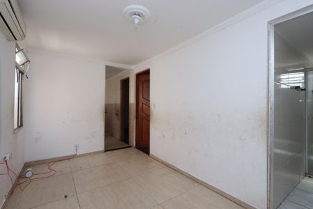 Sala de apartamento para alugar com 2 quartos, 40m² em Conjunto Habitacional Teotonio Vilela, São Paulo
