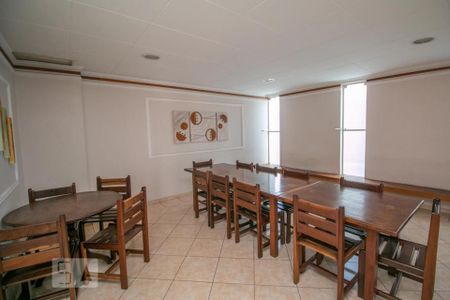 Apartamento para alugar com 98m², 3 quartos e sem vaga