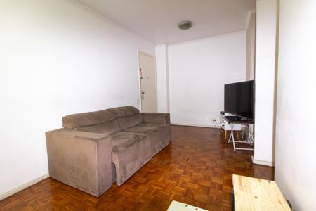 Apartamento para alugar com 98m², 3 quartos e sem vaga