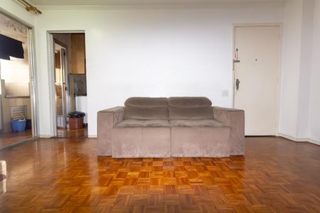 Apartamento para alugar com 98m², 3 quartos e sem vaga