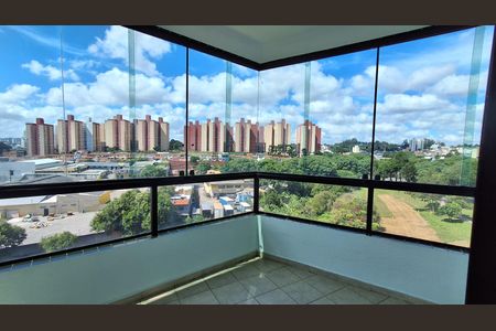 Apartamento para alugar com 120m², 3 quartos e 3 vagas Apartamento para alugar com 120m², 3 quartos e 3 vagasVaranda