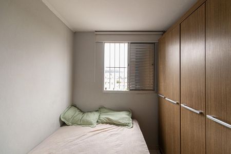 Quarto 1 de apartamento à venda com 2 quartos, 2147483647m² em Vila Silvia, São Paulo