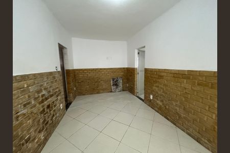 Casa para alugar com 70m², 2 quartos e sem vagaSala
