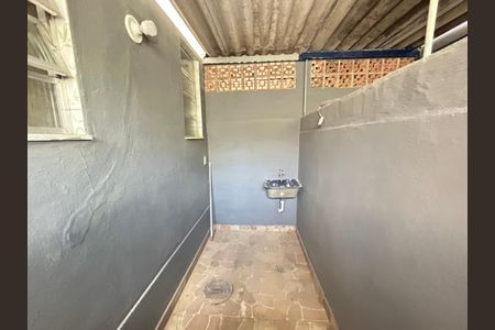 Casa para alugar com 38m², 1 quarto e sem vagaÁrea de Serviço