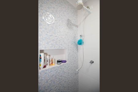 Banheiro  de kitnet/studio para alugar com 1 quarto, 31m² em Vila Leonor, São Paulo