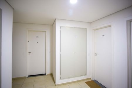 Apartamento à venda com 42m², 2 quartos e 1 vagaHall de entrada