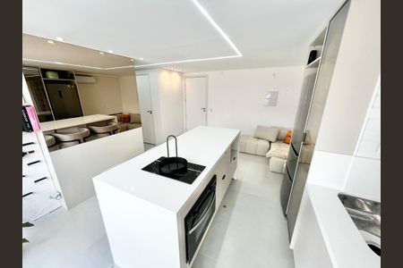 Apartamento à venda com 47m², 2 quartos e 1 vagaSala/Cozinha