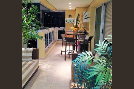 Apartamento à venda com 4 quartos, 240m² em Santana, São Paulo