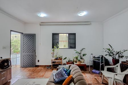 Casa à venda com 220m², 3 quartos e 5 vagasSala 2