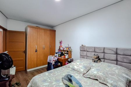 Casa à venda com 220m², 3 quartos e 5 vagasQuarto 2