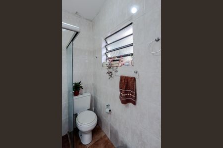 Casa à venda com 220m², 3 quartos e 5 vagasBanheiro de serviço