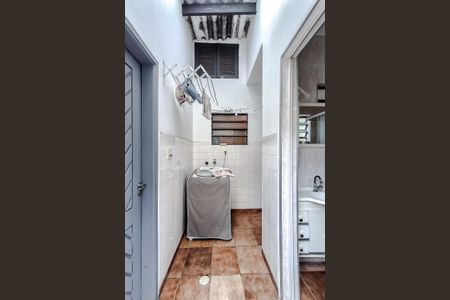 Casa à venda com 220m², 3 quartos e 5 vagasÁrea de Serviço