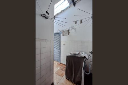 Casa à venda com 220m², 3 quartos e 5 vagasÁrea de Serviço