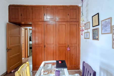 Casa à venda com 220m², 3 quartos e 5 vagasQuarto 3