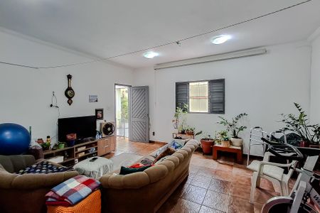 Casa à venda com 220m², 3 quartos e 5 vagasSala 2