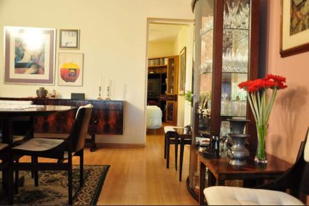 Casa à venda com 4 quartos, 500m² em Campo Belo, São Paulo