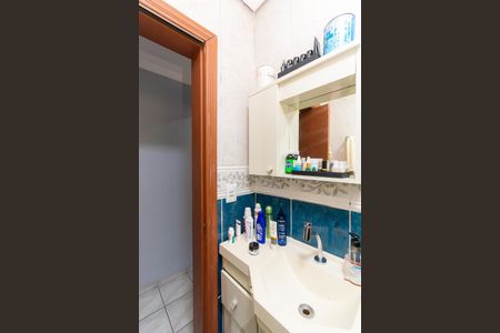 Casa à venda com 109m², 3 quartos e 2 vagasBanheiro