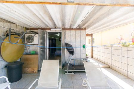 Casa à venda com 109m², 3 quartos e 2 vagasVaranda do Quarto 1